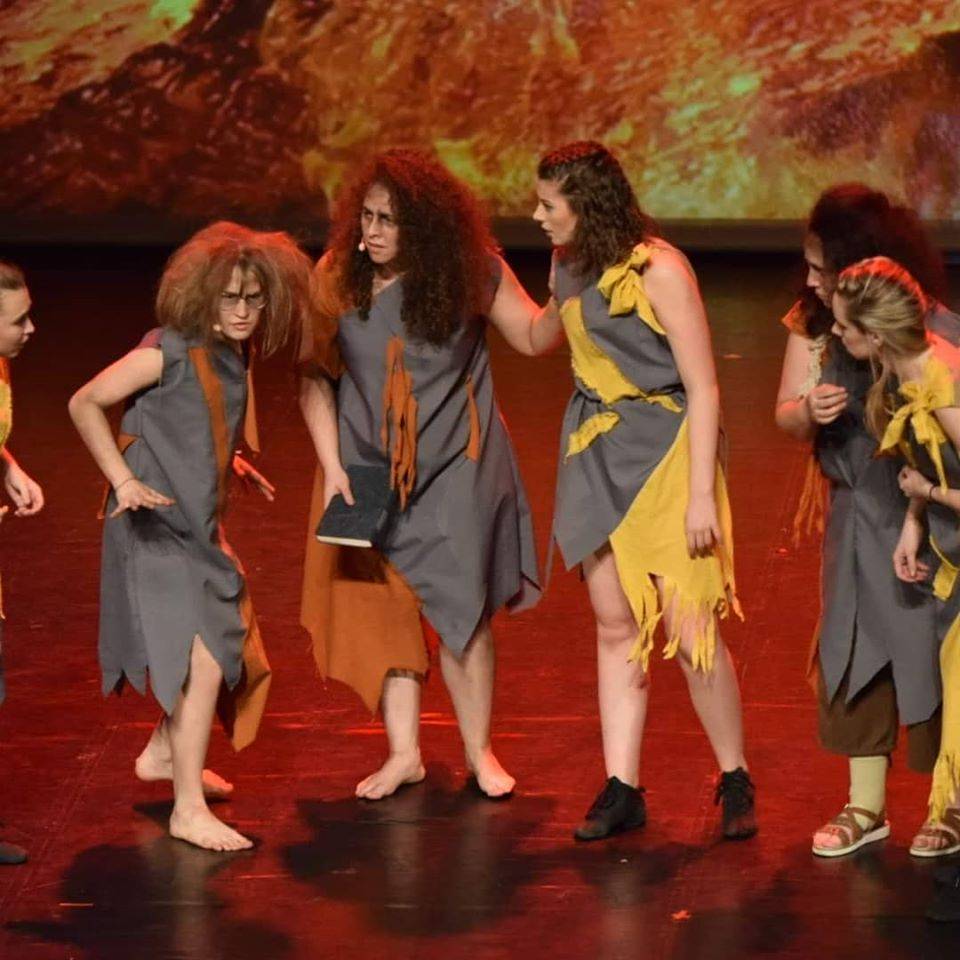 Eclairage et conception du spectacle les 7 choses à savoir ALBEMA France Saint-Max